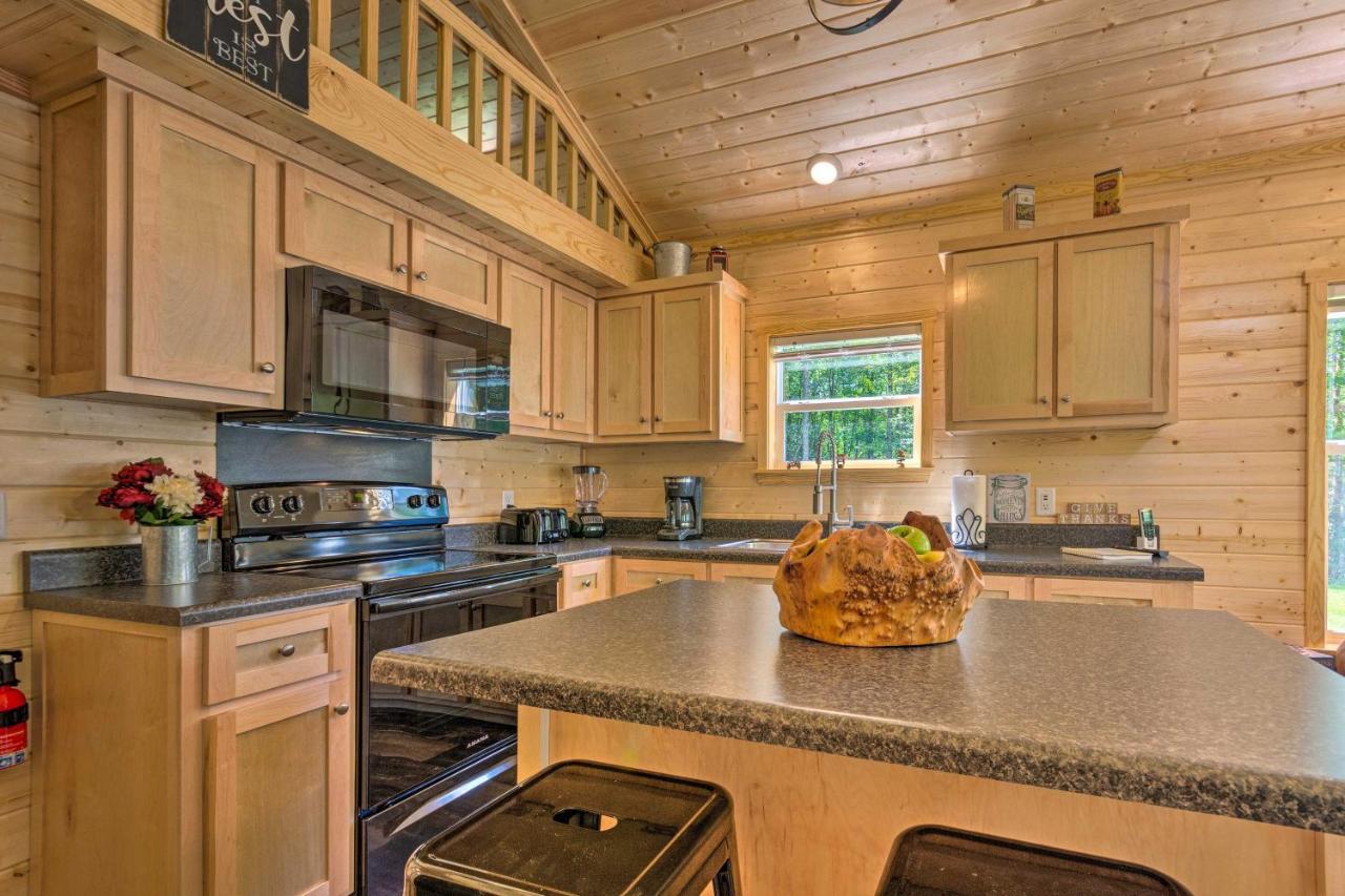 Quaint Mtn Cabin Tiny Living Near Big Adventure Brevard Eksteriør bilde
