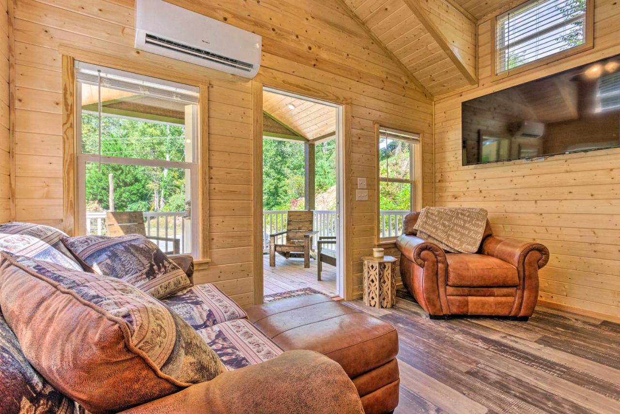 Quaint Mtn Cabin Tiny Living Near Big Adventure Brevard Eksteriør bilde