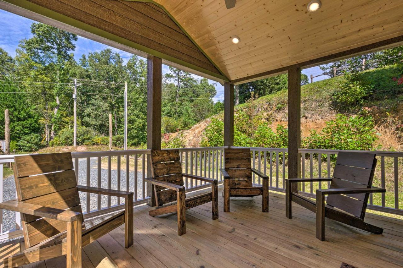 Quaint Mtn Cabin Tiny Living Near Big Adventure Brevard Eksteriør bilde